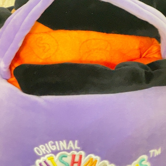 Squishmallows Holly Owl Treat Pail 12” plush basket - Picture 6 of 7